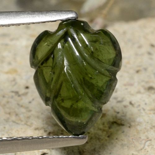 2.29ct Natural Verde floresta Turmalina, Flor cortada, Translúcido