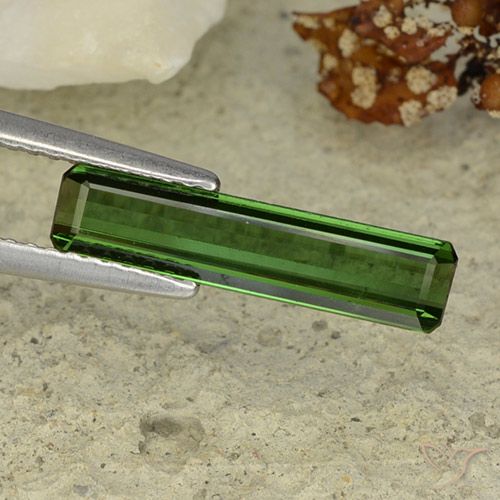 1.47ct Natural Verde floresta Turmalina, Corte Esmeralda, VVS