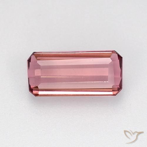 1.37ct Natural Rosa Intenso Turmalina, Corte Esmeralda, VVS