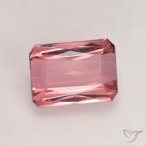 2.44ct Natural Rosa Intenso Turmalina, Corte Esmeralda, VVS-VS