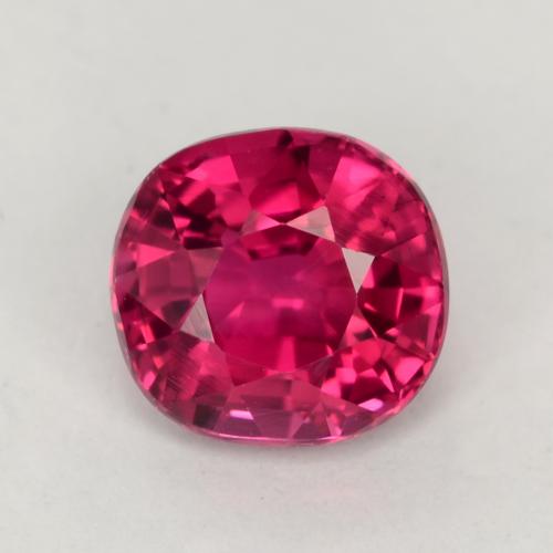 Turmalina Vermelho rosado Natural 0.78ct, Almofada cortada, VVS-VS