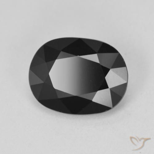 Turmalina preto natural 3,86ct, corte oval, opaco