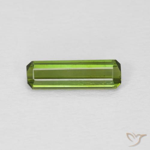 0.82ct Natural verde escuro Turmalina, Corte Esmeralda, VVS