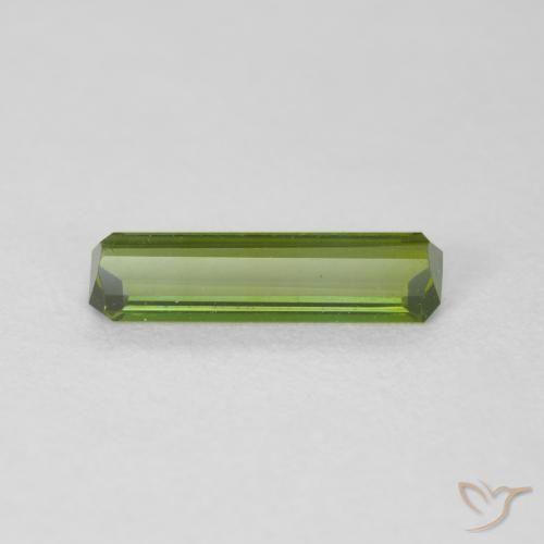 Turmalina Verde Terroso Natural 0.82ct, Corte Octógono / Esmeralda, VVS