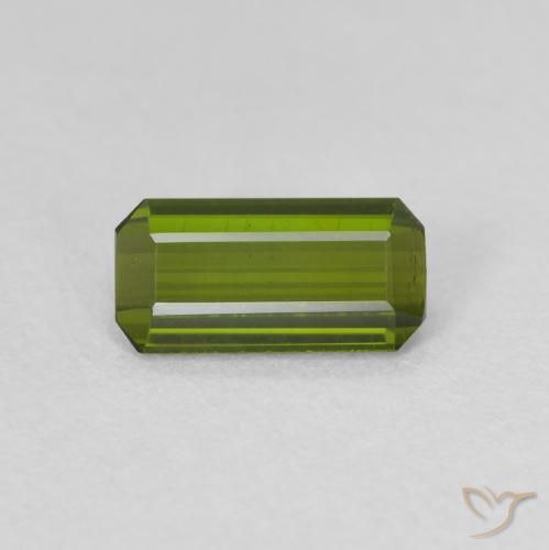0.84ct Natural Verde floresta Turmalina, Corte Esmeralda, VS