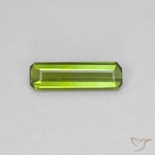 0.67ct Natural Verde amarelado Turmalina, Corte Esmeralda, VVS