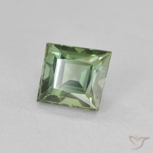 Turmalina Terra Pálida Verde Natural 1.58ct, Chique, VVS