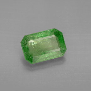 Granada Tsavorita Verde Natural 3.08ct, Corte Esmeralda, SI