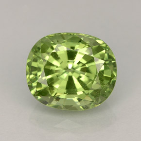 Granada tsavorita verde natural 4,24ct, corte oval, VS