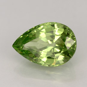 Granada tsavorita verde natural 4,25ct, formato de pêra, VVS-VS