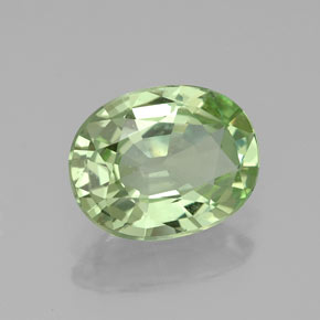 Granada Tsavorita Verde Natural 1.93ct, Corte Oval, VS