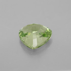 Granada tsavorita verde natural 2,56ct, trillion, VS