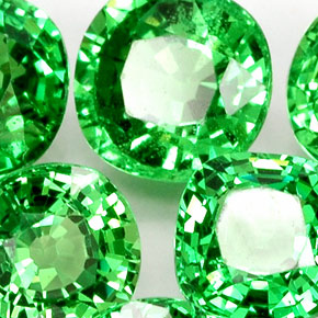 Pedras preciosas de granada tsavorita verde natural de  ct, almofada cortada, VS