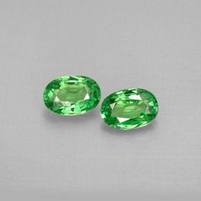 Pedras preciosas de granada tsavorita verde natural de  ct, corte oval, VS
