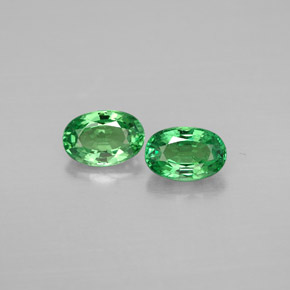 Pedras preciosas de granada tsavorita verde natural de  ct, corte oval, VS-SI