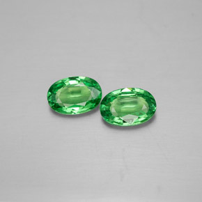 Pedras preciosas de granada tsavorita verde natural de  ct, corte oval, VVS-VS