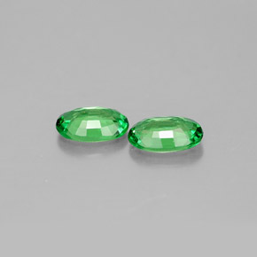 Pedras preciosas de granada tsavorita verde natural de  ct, corte oval, VVS-VS