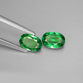 Pedras preciosas de granada tsavorita verde natural de  ct, corte oval, VVS-VS