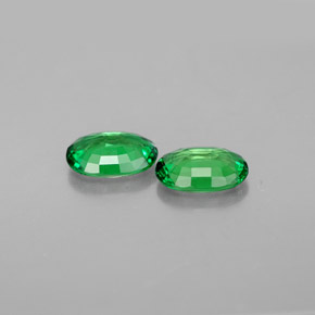 Pedras preciosas de granada tsavorita verde natural de  ct, corte oval, VVS-VS
