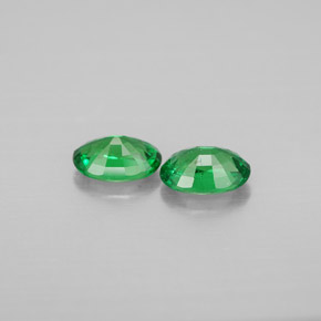 Pedras preciosas de granada tsavorita verde natural de  ct, corte oval, VS