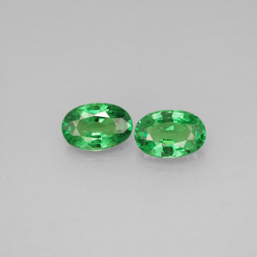 Pedras preciosas de granada tsavorita verde natural de  ct, corte oval, VS