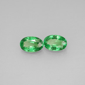 Pedras preciosas de granada tsavorita verde natural de  ct, corte oval, VS