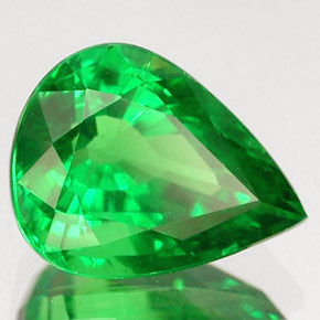 Granada Tsavorita Verde Natural 2.13ct, Formato de pêra, VS