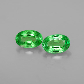 Pedras preciosas de granada tsavorita verde natural de  ct, corte oval, VS