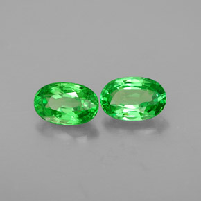 Pedras preciosas de granada tsavorita verde natural de  ct, corte oval, VS