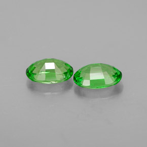 Pedras preciosas de granada tsavorita verde natural de  ct, corte oval, VS