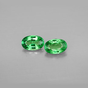 Pedras preciosas de granada tsavorita verde natural de  ct, corte oval, VS