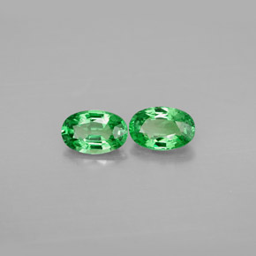 Pedras preciosas de granada tsavorita verde natural de  ct, corte oval, VS