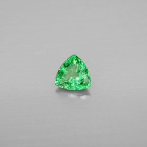 Granada tsavorita verde natural 0,54ct, trillion, VS