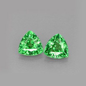 Pedras preciosas de granada tsavorita verde natural de  ct, trillion, VS-SI