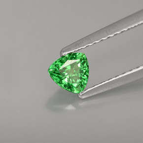 Granada tsavorita verde natural 0,39ct, trillion, VS