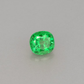 Granada tsavorita verde natural 0,46ct, almofada cortada, VS