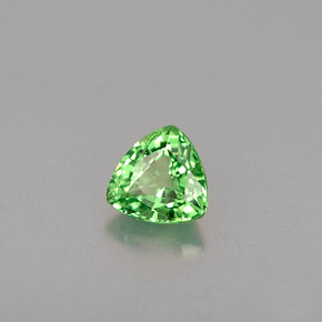 Granada tsavorita verde natural 0,27ct, trillion, VS