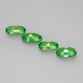 Pedras preciosas de granada tsavorita verde natural de  ct, corte oval, VVS-VS