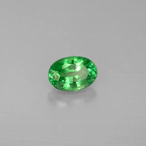 Granada Tsavorita Verde cromado Natural 0.61ct, Corte Oval, VS