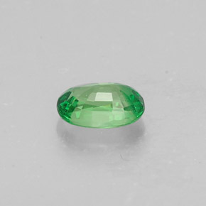 Granada Tsavorita Verde cromado Natural 0.62ct, Corte Oval, VS