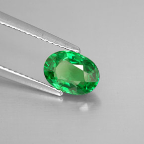 Granada Tsavorita Verde cromado Natural 1.37ct, Corte Oval, VS