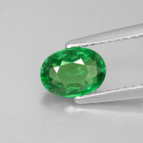 Granada tsavorita verde natural 1,05ct, corte oval, VVS