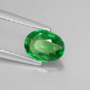Granada tsavorita verde natural 1,05ct, corte oval, VVS