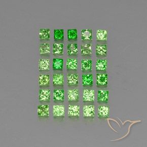 Pedras preciosas de Granada Tsavorita Verde claro natural de 2.61 ct, Quadrado, VVS-VS