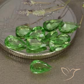 Pedras preciosas de Granada Tsavorita Verde médio natural de 1.54 ct, Formato de pêra, VS