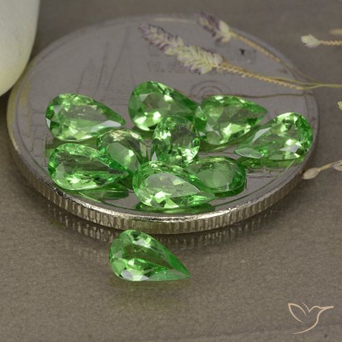 1.79ctw Natural verde vivo Granada Tsavorita, Formato de pêra, VS