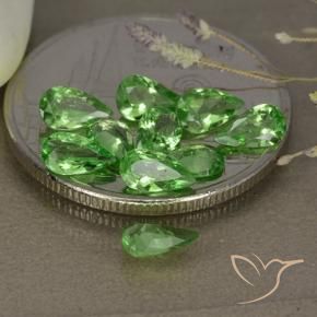 Pedras preciosas de Granada Tsavorita verde vivo natural de 1.79 ct, Formato de pêra, VS