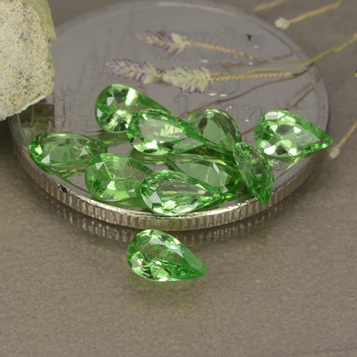Pedras preciosas de granada tsavorita verde natural de 1,48 ct, formato de pêra, VS