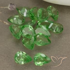Pedras preciosas de Granada Tsavorita Verde claro natural de 1.98 ct, Formato de pêra, VS