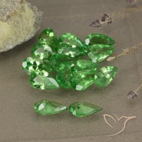 Pedras preciosas de Granada Tsavorita Verde claro natural de 2.41 ct, Formato de pêra, VS